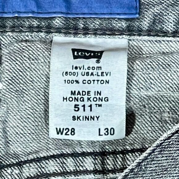 29w Y2K Levi’s 511 Hong‎ Kong Cutoffs - Picture 6 of 12